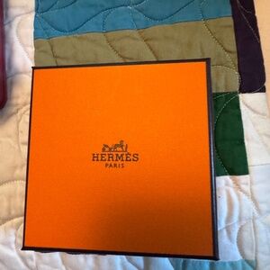 Hermes Box